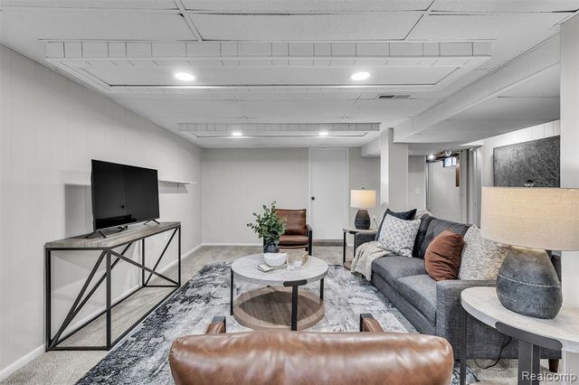 30558 Rustic Lane, Westland, MI 48186