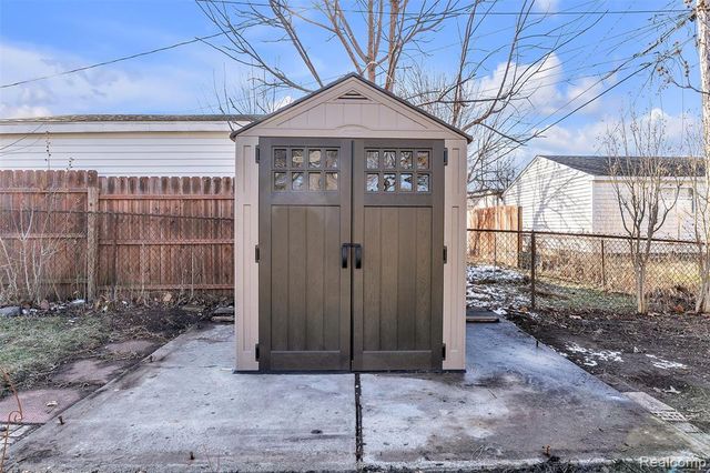 30558 Rustic Lane, Westland, MI 48186