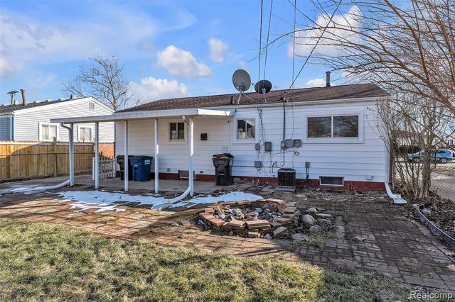 30558 Rustic Lane, Westland, MI 48186