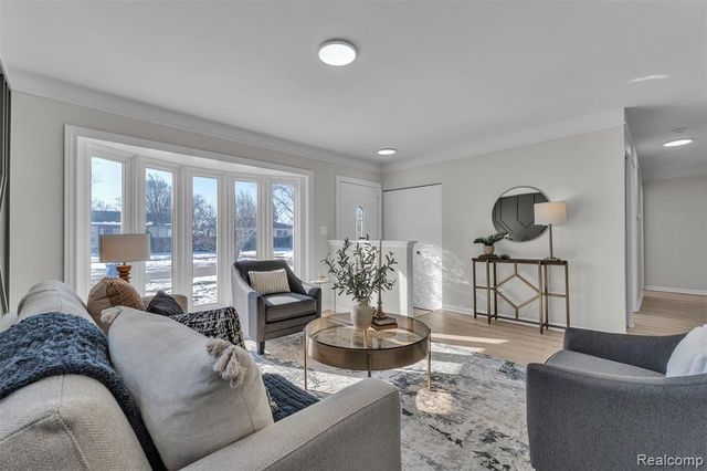 30558 Rustic Lane, Westland, MI 48186