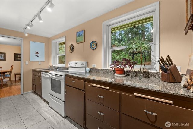 2515 NE 168th Street, Shoreline, WA 98155