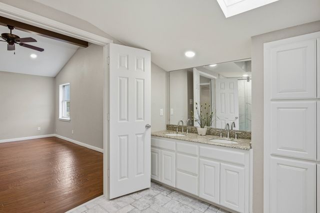 5600 Choctaw Drive, Granbury, TX 76049