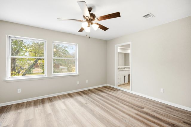 5600 Choctaw Drive, Granbury, TX 76049