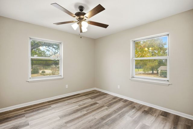 5600 Choctaw Drive, Granbury, TX 76049