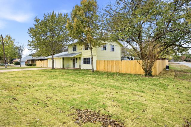 5600 Choctaw Drive, Granbury, TX 76049