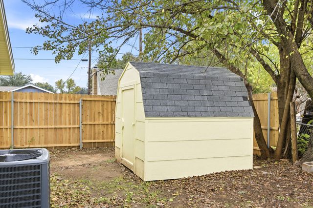 5600 Choctaw Drive, Granbury, TX 76049