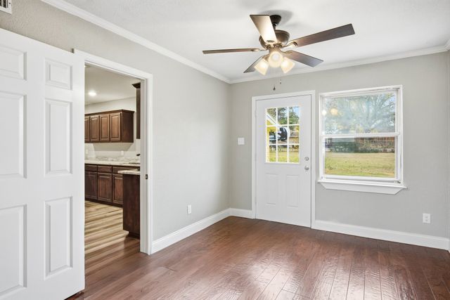 5600 Choctaw Drive, Granbury, TX 76049