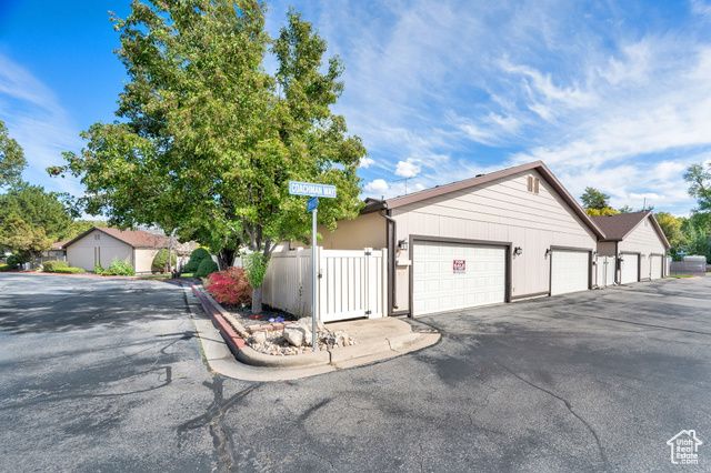 621 COACHMAN WAY, Riverdale, UT 84405