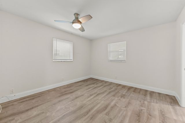 717 SW 16th Street, Boynton Beach, FL 33426