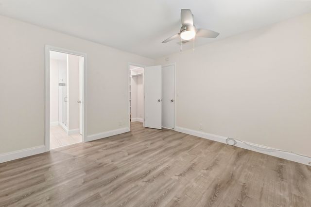 717 SW 16th Street, Boynton Beach, FL 33426