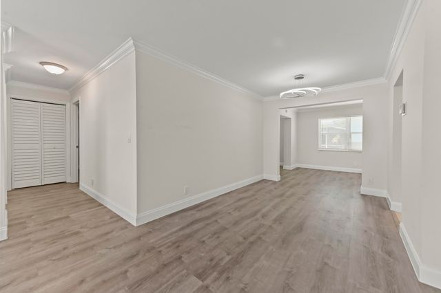 717 SW 16th Street, Boynton Beach, FL 33426