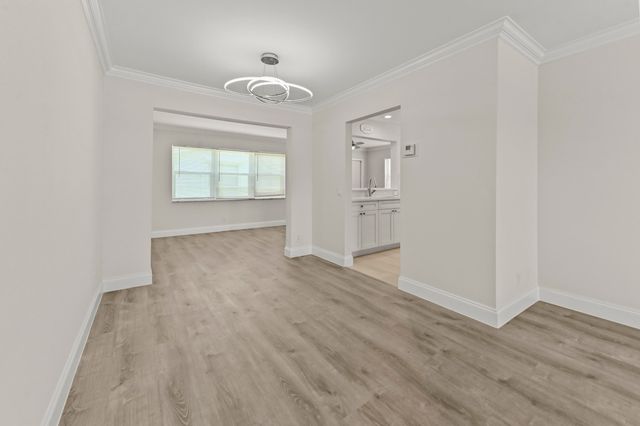 717 SW 16th Street, Boynton Beach, FL 33426