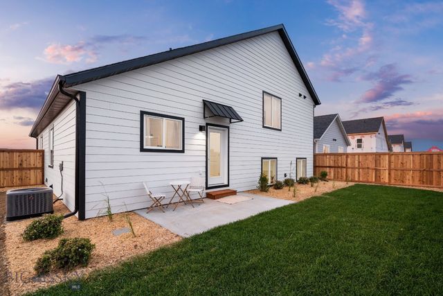 711 Spaniel Lane, Belgrade, MT 59714