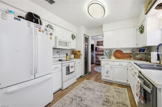 917 Roberval DR, Virginia Beach, VA 23454