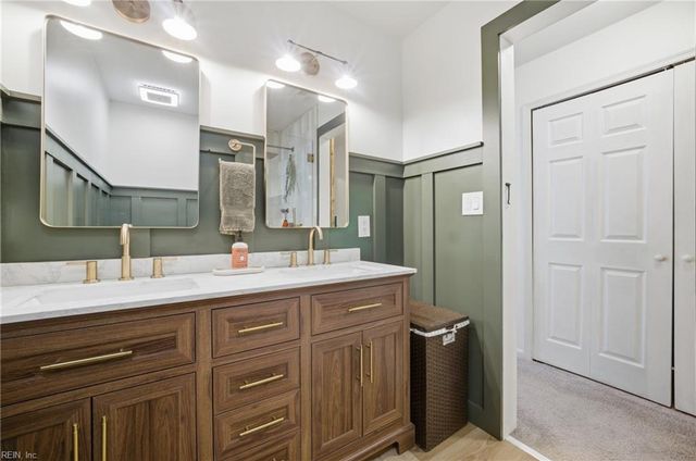 917 Roberval DR, Virginia Beach, VA 23454