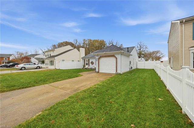 917 Roberval DR, Virginia Beach, VA 23454