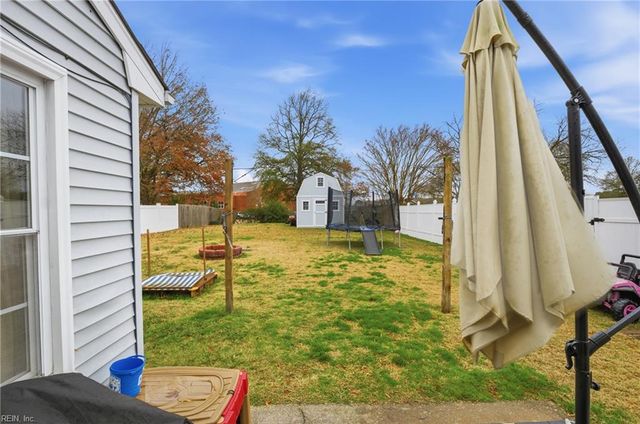 917 Roberval DR, Virginia Beach, VA 23454