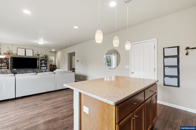2573 NW Beehollow Ln, Albany, OR 97321