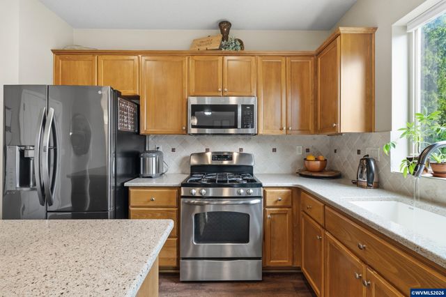 2573 NW Beehollow Ln, Albany, OR 97321
