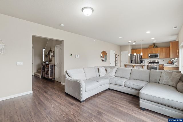 2573 NW Beehollow Ln, Albany, OR 97321