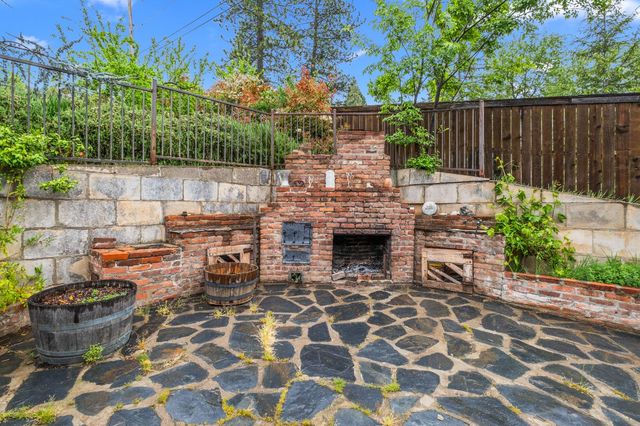 2701 Coloma St, Placerville, CA 95667