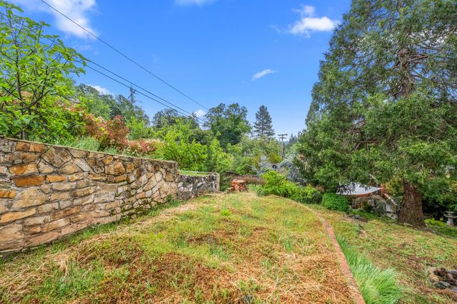 2701 Coloma St, Placerville, CA 95667
