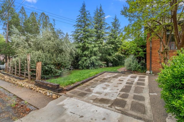 2701 Coloma St, Placerville, CA 95667