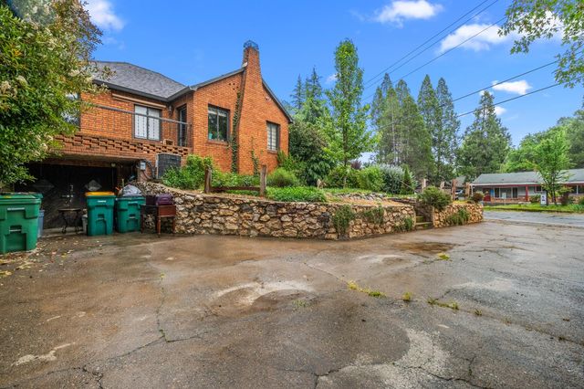 2701 Coloma St, Placerville, CA 95667
