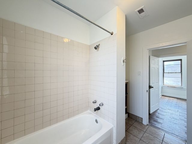 1609 N MCVICKER Street CH2, Chicago, IL 60639