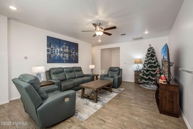 6165 Sinatra Place, Las Cruces, NM 88012