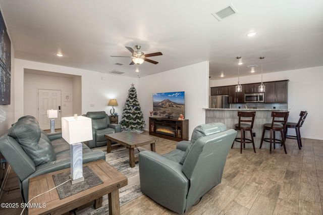 6165 Sinatra Place, Las Cruces, NM 88012