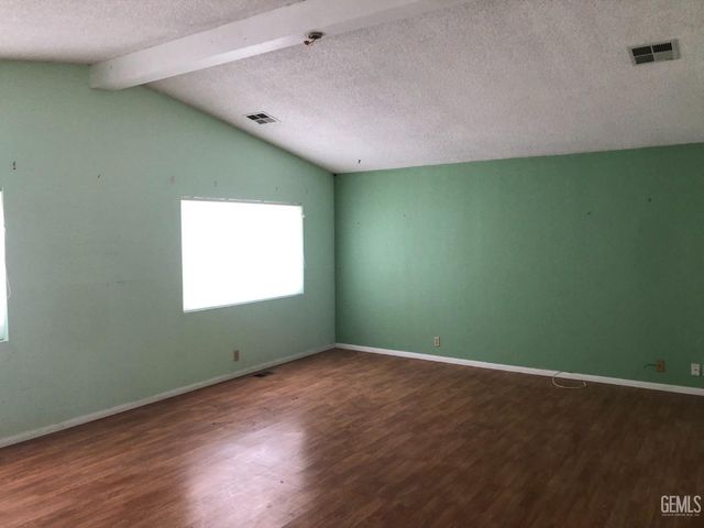 3110 Warren Way, Lake Isabella, CA 93240