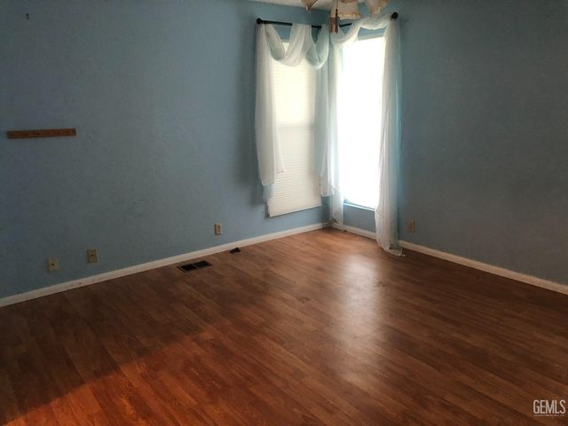 3110 Warren Way, Lake Isabella, CA 93240