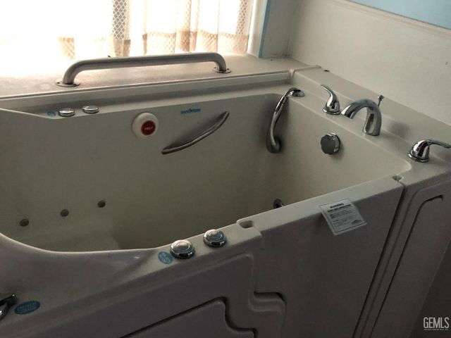 3110 Warren Way, Lake Isabella, CA 93240