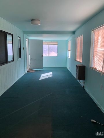 3110 Warren Way, Lake Isabella, CA 93240