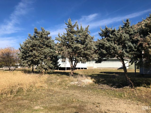 3110 Warren Way, Lake Isabella, CA 93240