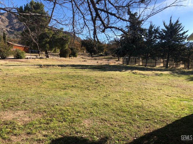 3110 Warren Way, Lake Isabella, CA 93240