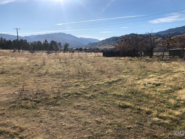 3110 Warren Way, Lake Isabella, CA 93240