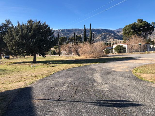 3110 Warren Way, Lake Isabella, CA 93240