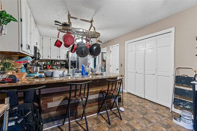 1311 CHANDLER NW Court, Acworth, GA 30102