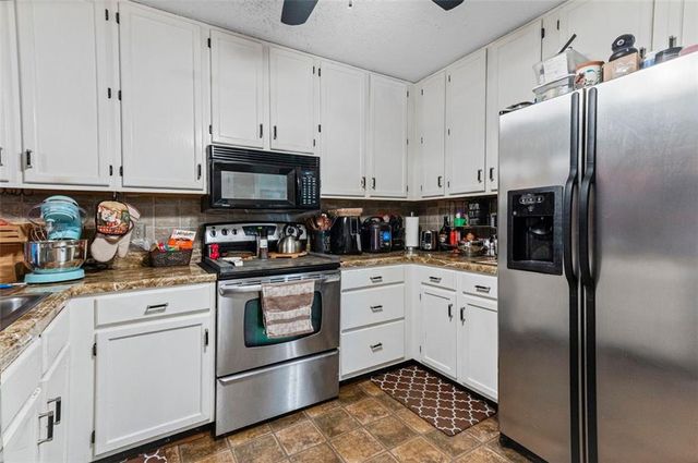 1311 CHANDLER NW Court, Acworth, GA 30102