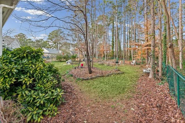 1311 CHANDLER NW Court, Acworth, GA 30102