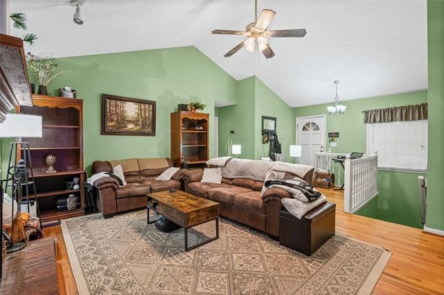 1311 CHANDLER NW Court, Acworth, GA 30102