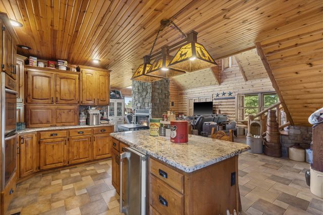 74 New Hope Road, Buffalo, MO 65622