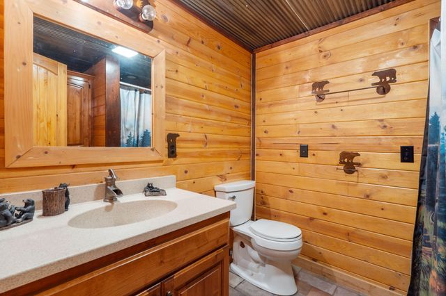 74 New Hope Road, Buffalo, MO 65622