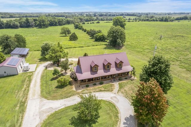 74 New Hope Road, Buffalo, MO 65622