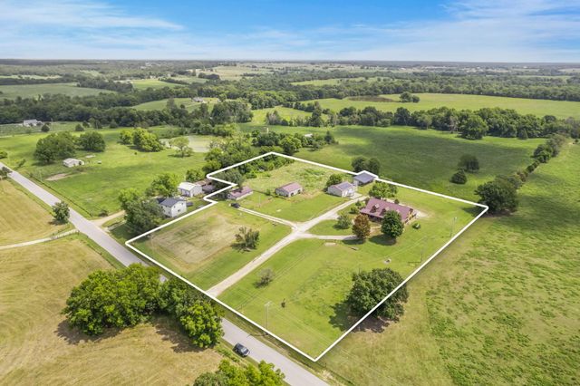 74 New Hope Road, Buffalo, MO 65622