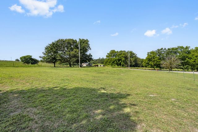 74 New Hope Road, Buffalo, MO 65622