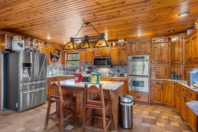 74 New Hope Road, Buffalo, MO 65622