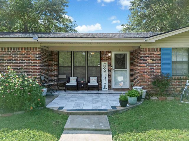 810 Caddo St, Marshall, TX 75672